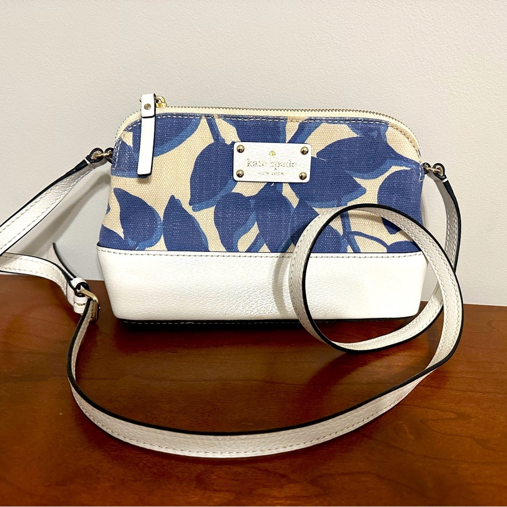 Kate Spade crossbody bag. White with blue leaf print. A great statement bag!